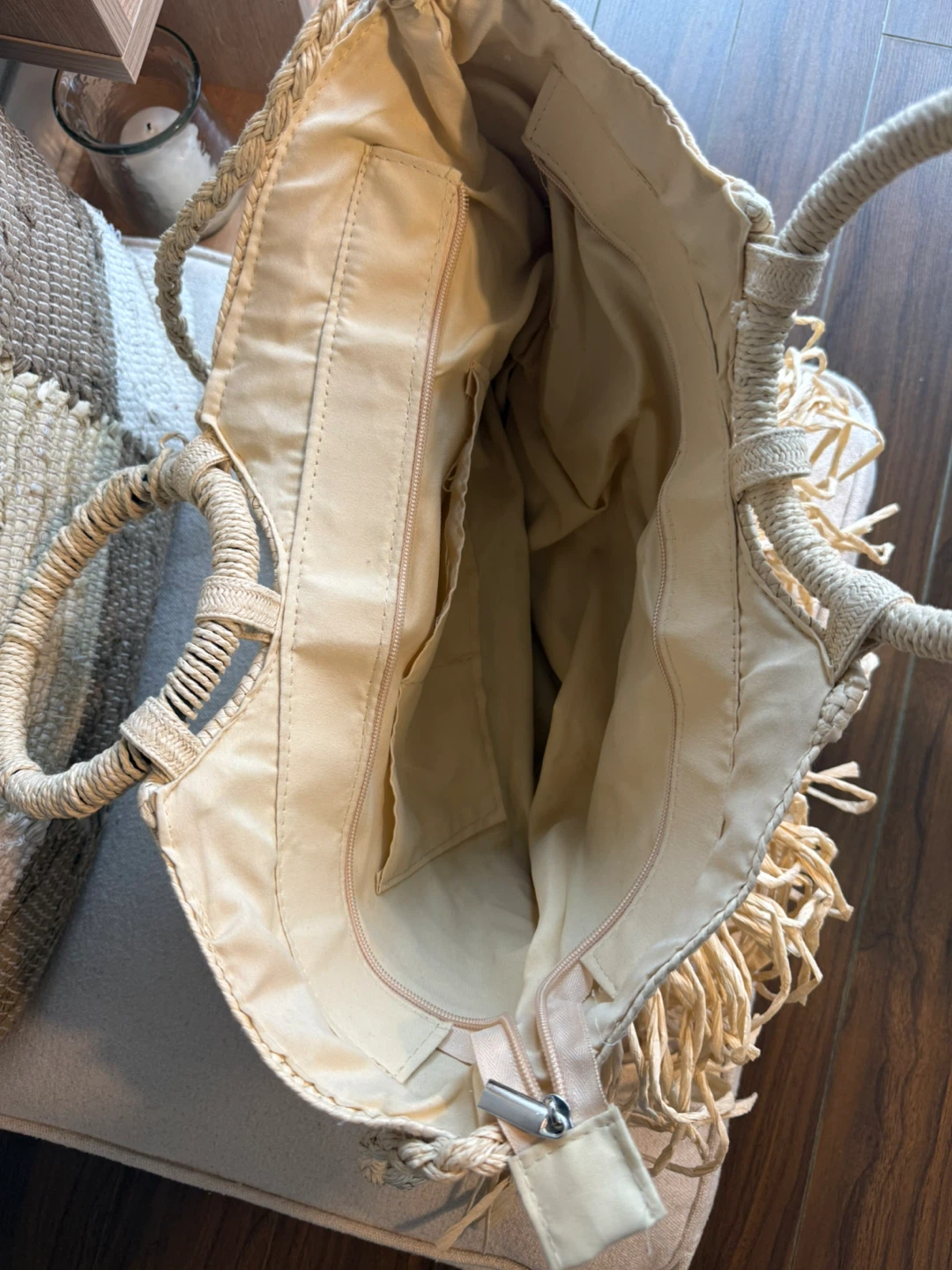 Straw Tote Bag with Fringes - photo 3