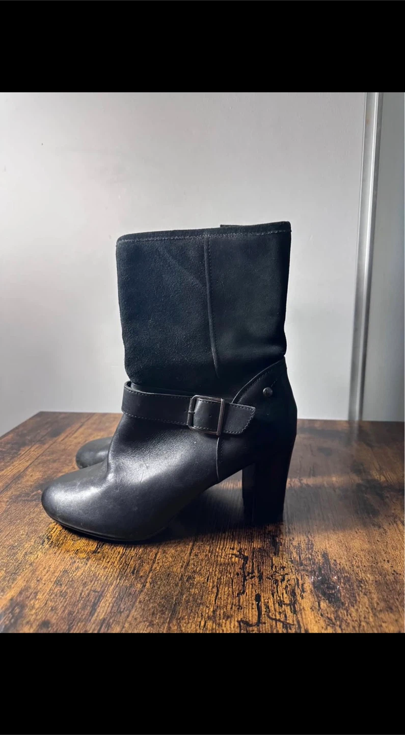 Hush Puppies Black Leather Ankle Boots