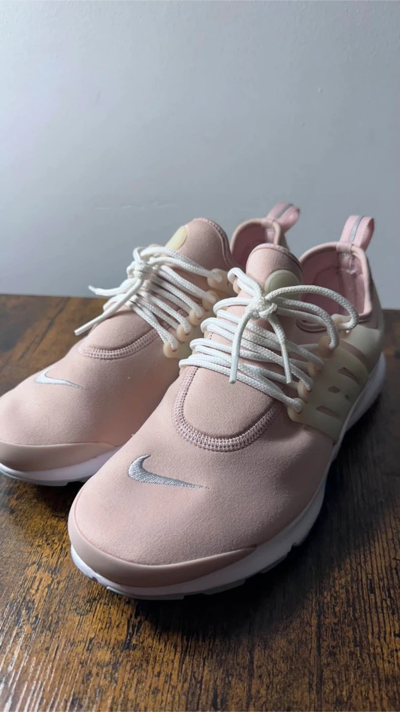 Nike Air Presto Women's Sneakers Pink Size 8