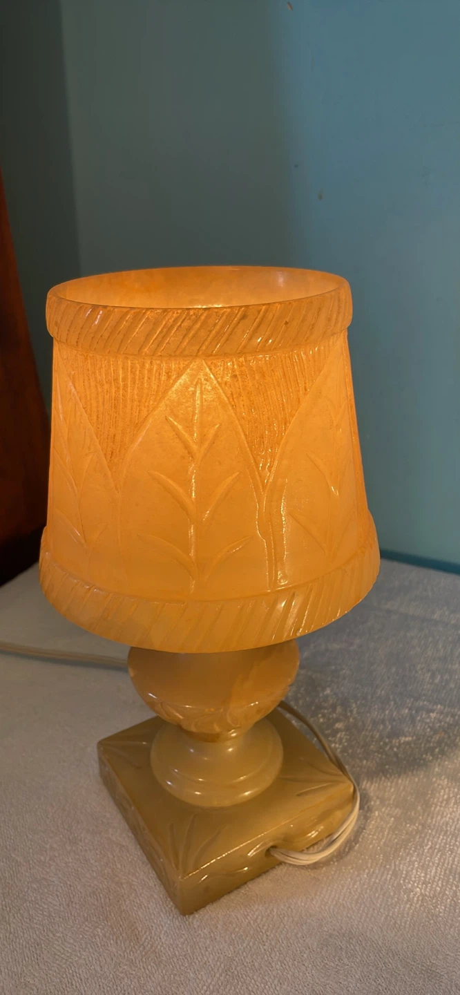 Vintage Alabaster Carved Leaf Design Table Lamp - photo 3