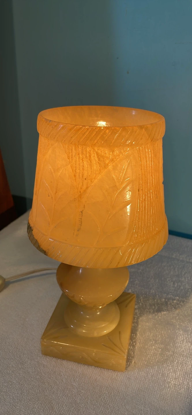 Vintage Alabaster Carved Leaf Design Table Lamp - photo 2