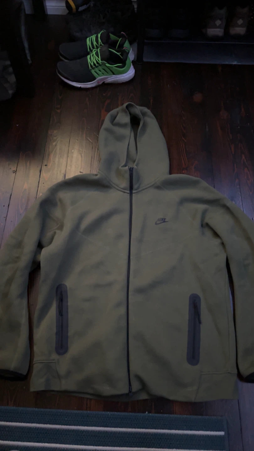 Nike Tech Fleece Full Zip Hoodie