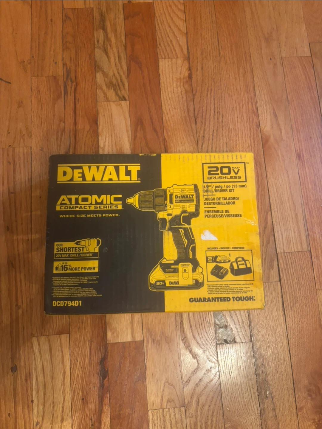 DeWalt ATOMIC 20V MAX Brushless Drill/Driver Kit