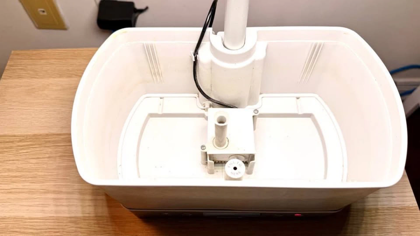 AeroGarden Harvest Elite Hydroponic Garden System - photo 5