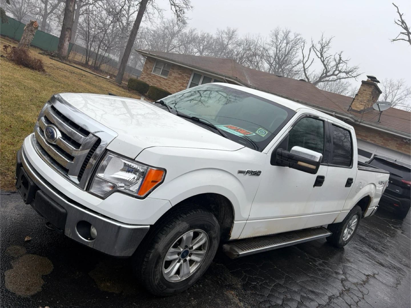 2011 Ford F-150 XLT SuperCab 4x4 - photo 2