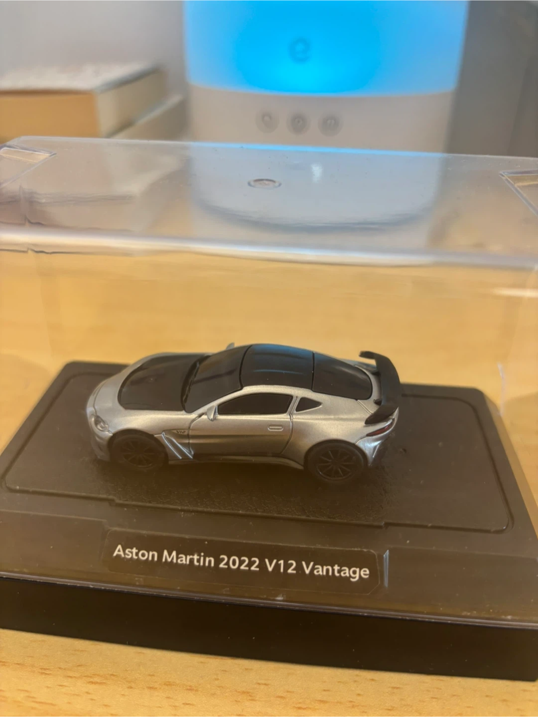 Aston Martin 2022 V12 Vantage Diecast Model - photo 2