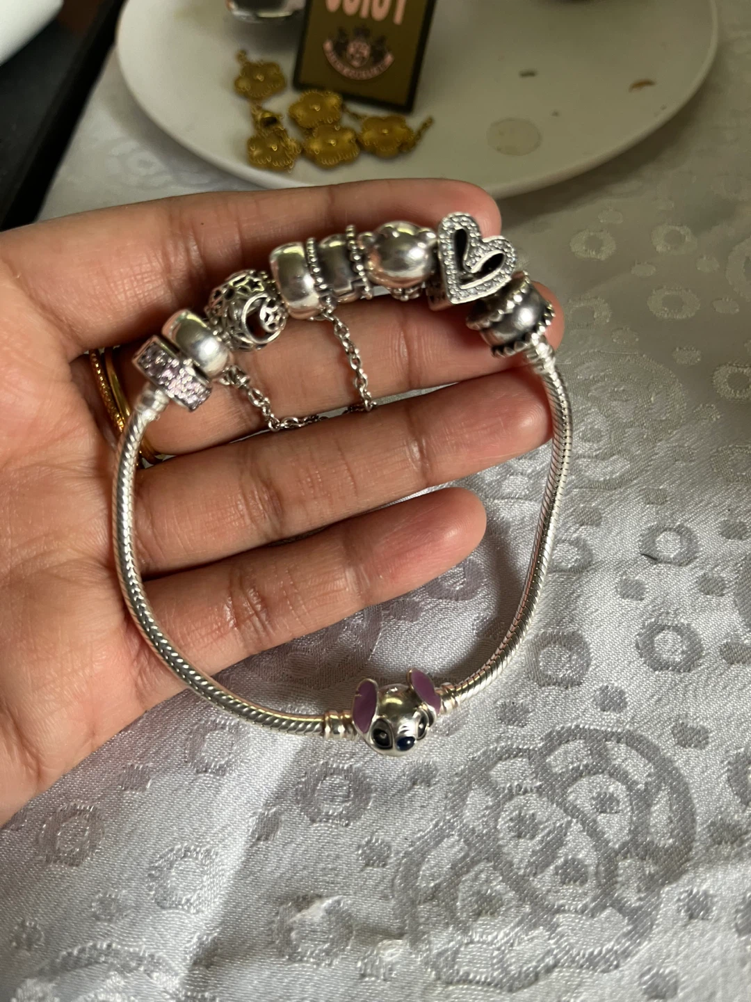 Stitch pandora necklace