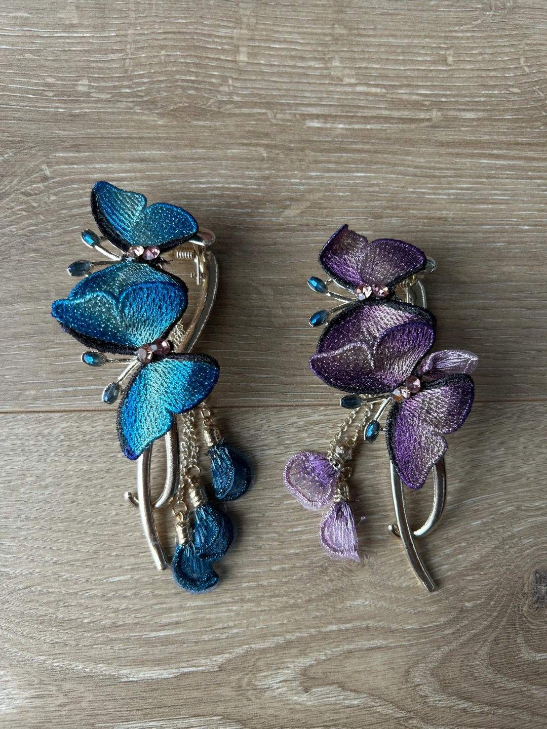 Set of 2 Butterfly Hair Clips with Tassels - Blue and Purple