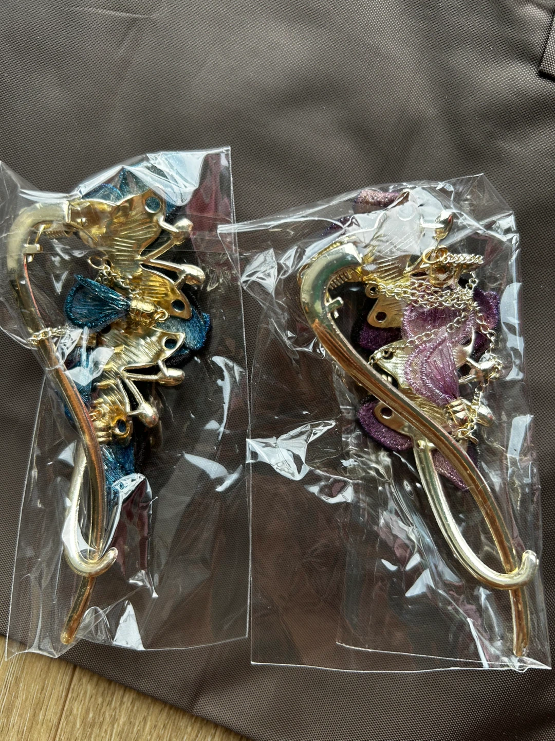 Set of 2 Butterfly Hair Clips with Tassels - Blue and Purple - photo 4