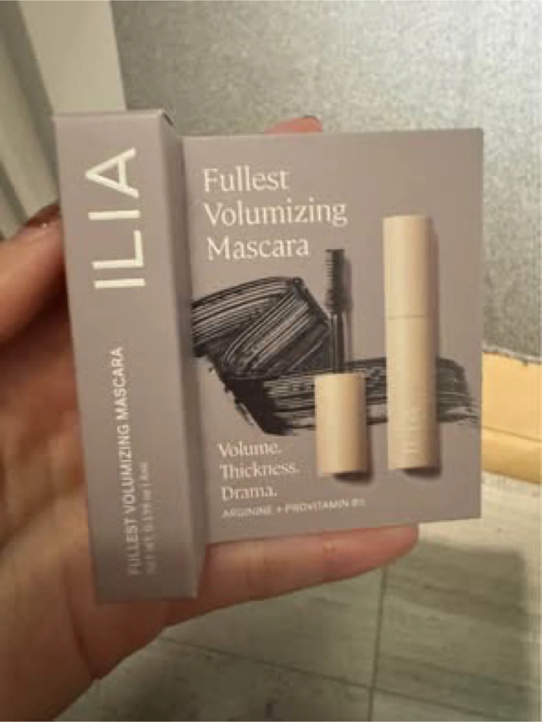 ILIA Fullest Volumizing Mascara