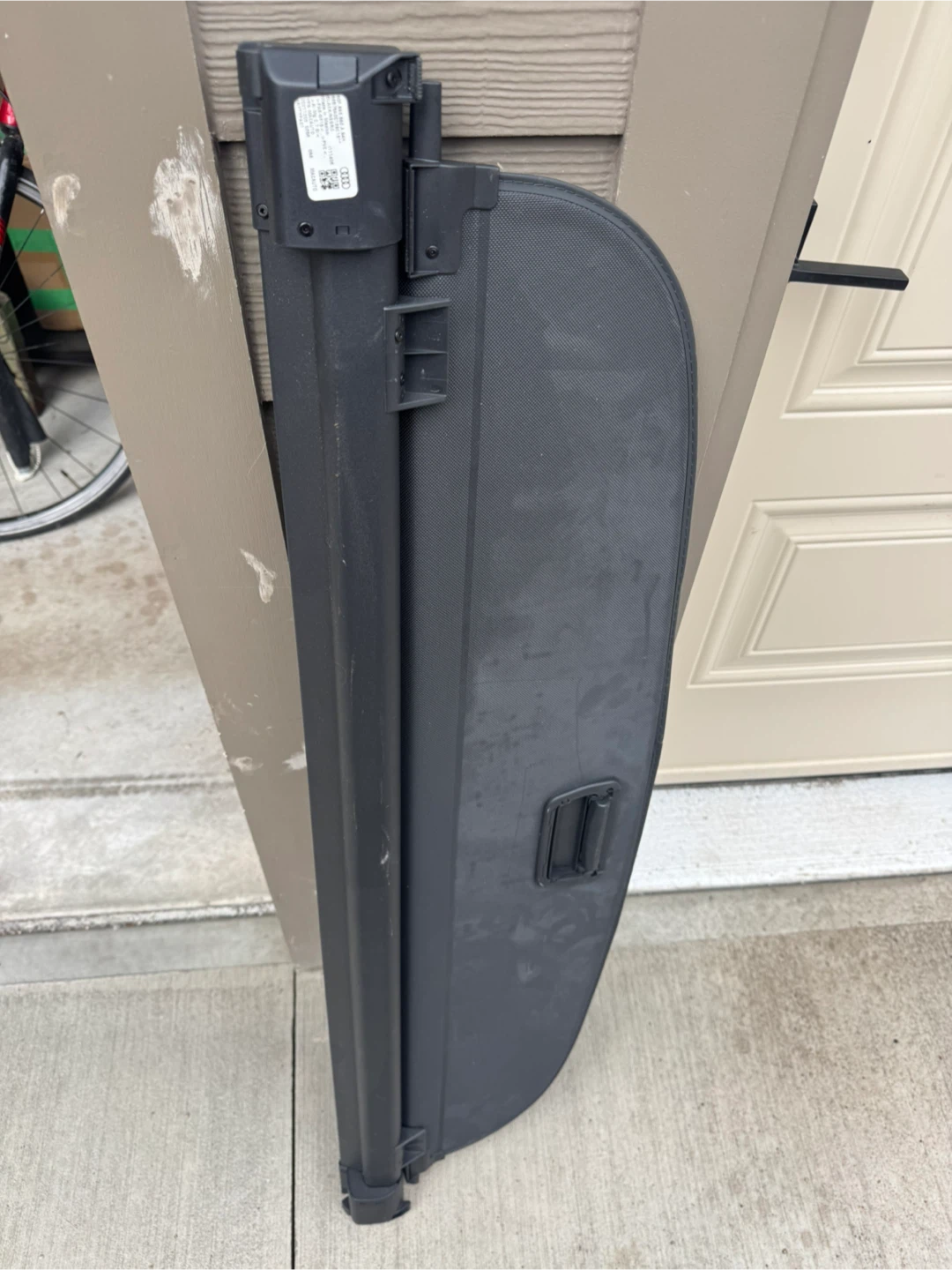 OEM Audi Trunk Cargo Cover Retractable
