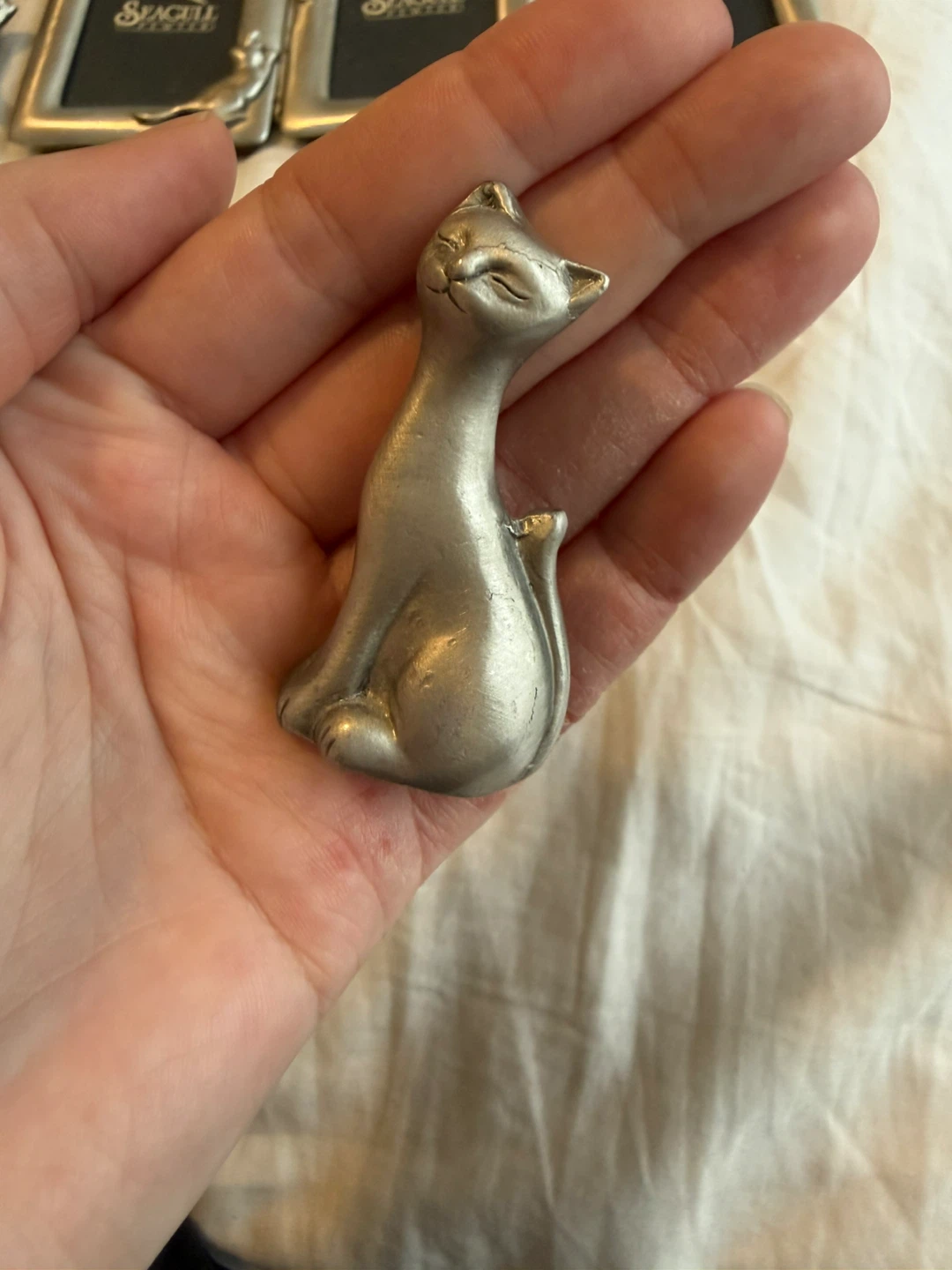 Vintage Seagull Pewter Sitting Cat Figurine - photo 2