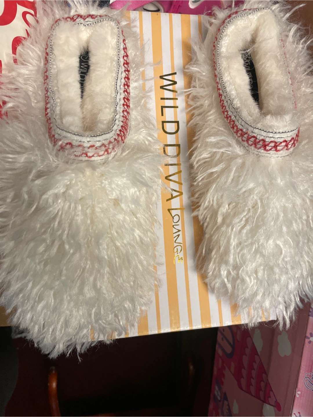Wild Diva Lounge White Faux Fur Slippers - photo 4