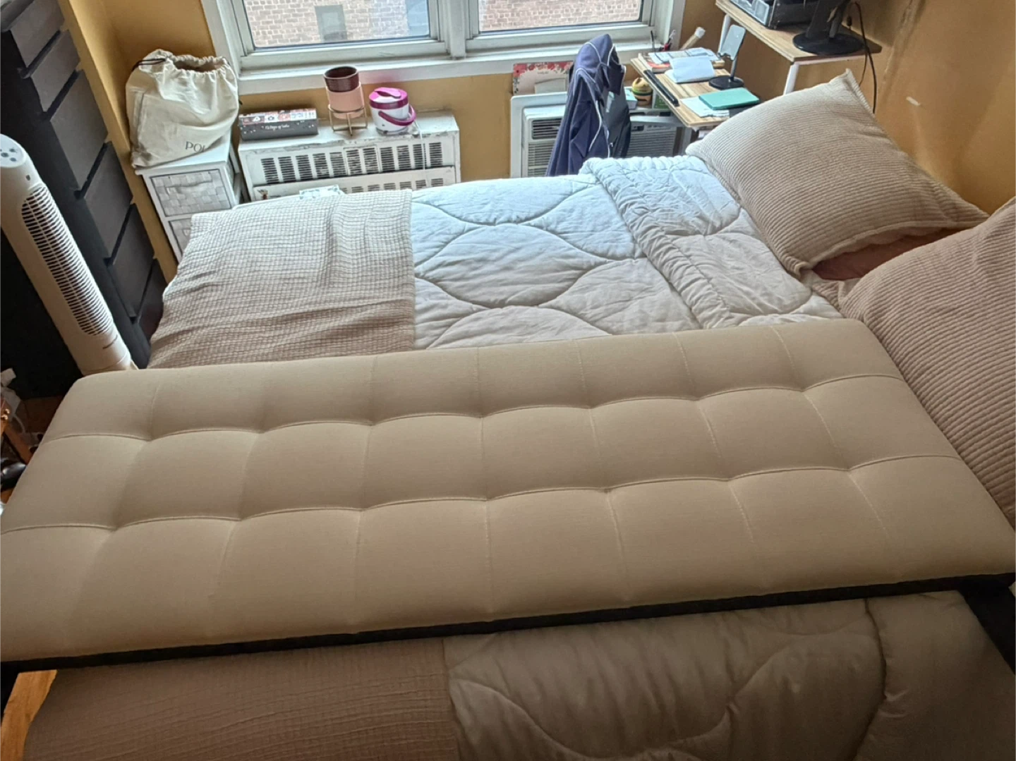 Tufted Upholstered Headboard - Off-White Fabric - photo 4
