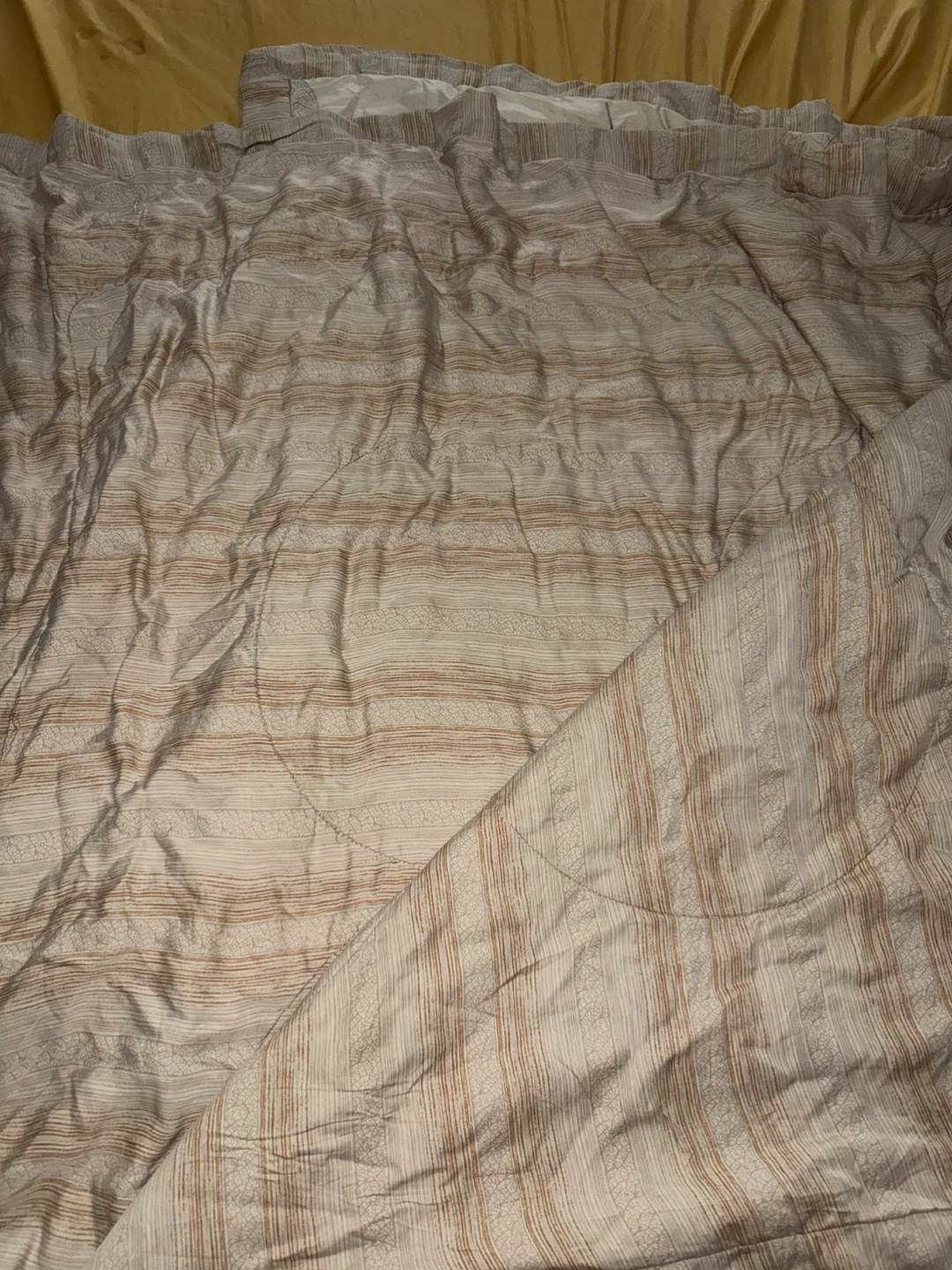 Silk filled Quilt Blanket with Leaf Pattern - photo 2