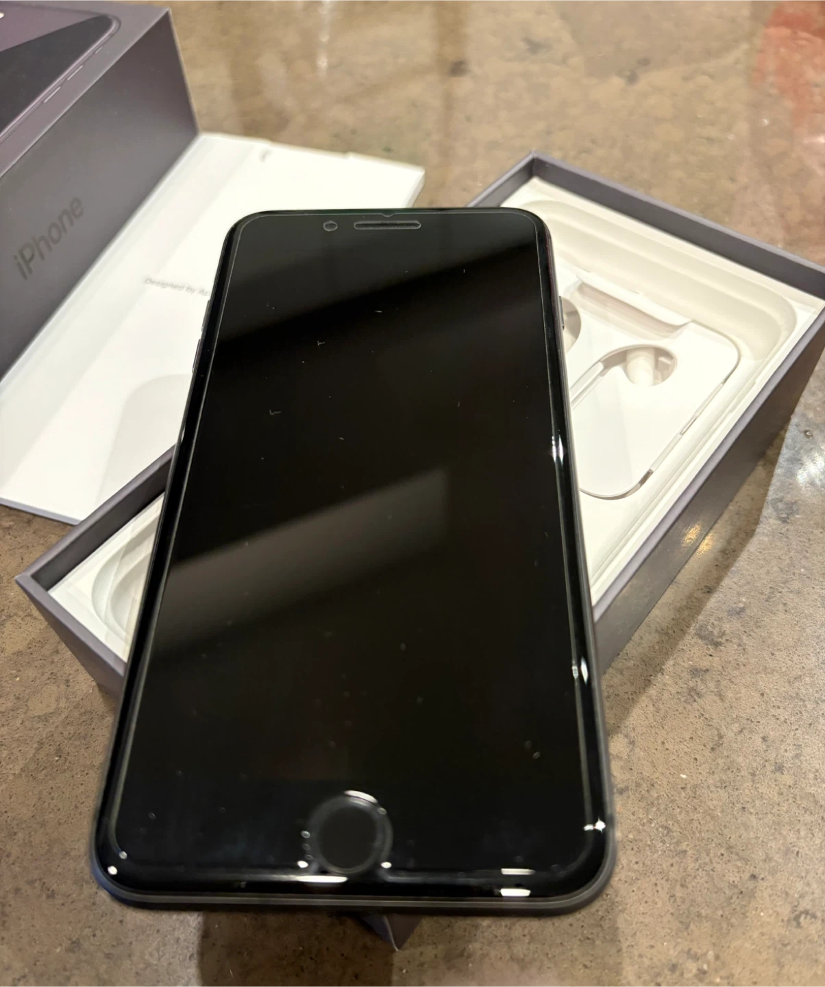 Apple iPhone 8 Plus - Black - photo 2