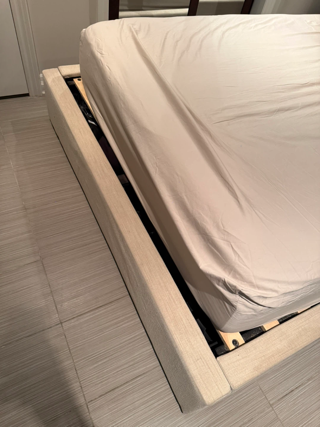 Tufted Wingback Upholstered Bed Frame - photo 3
