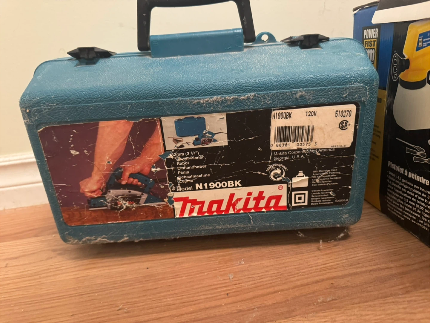 Makita N1900BK Power Planer with Case