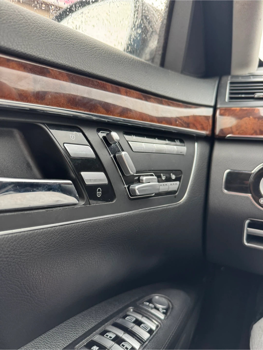 Mercedes Benz S-Class - photo 4