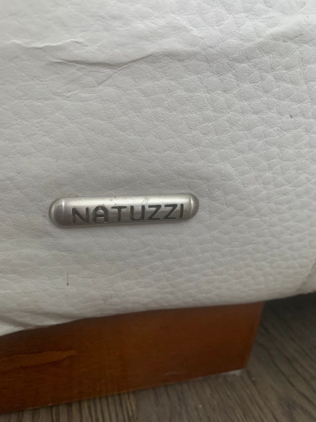 Natuzzi White Leather Sofa - photo 3