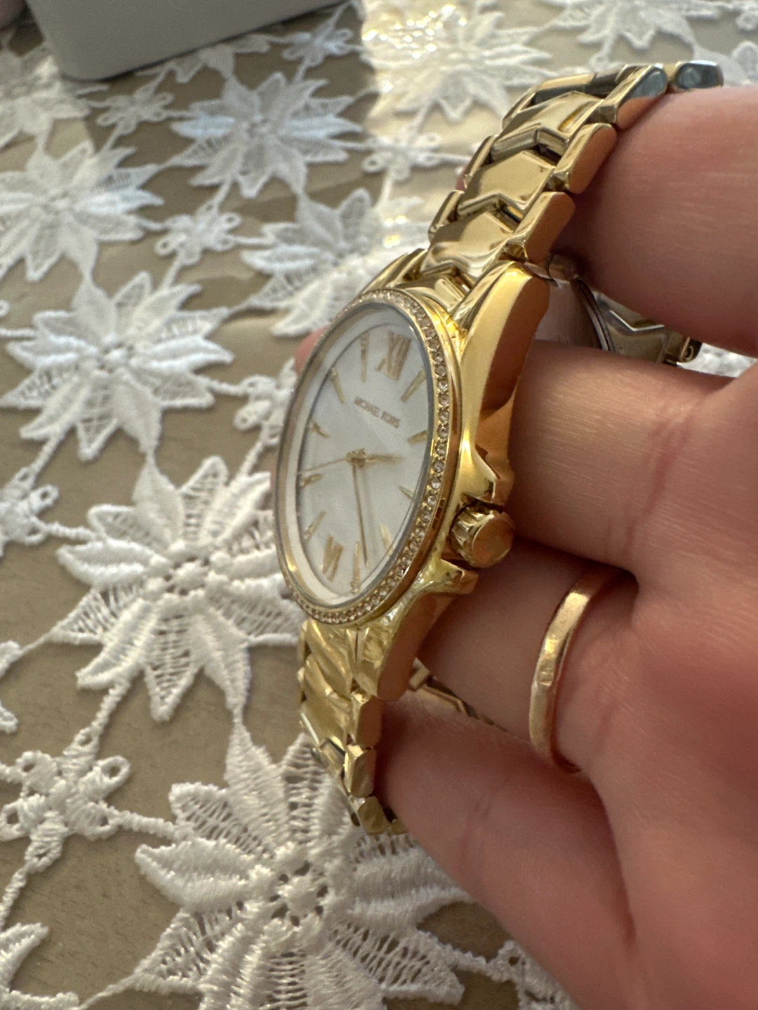 Michael Kors Gold - photo 2