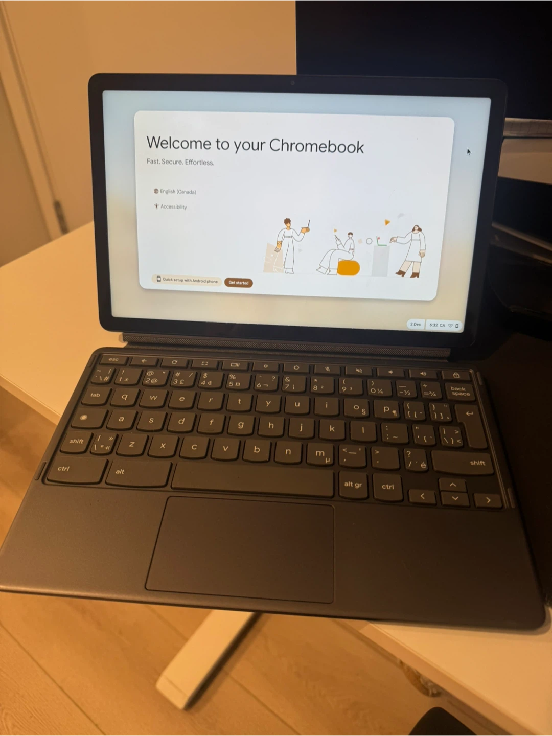 Touch screen Lenovo Chromebook Tablet with Keyboard Case