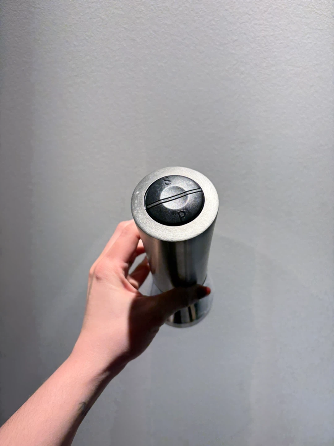 Electric Salt and Pepper Grinder Set - photo 3
