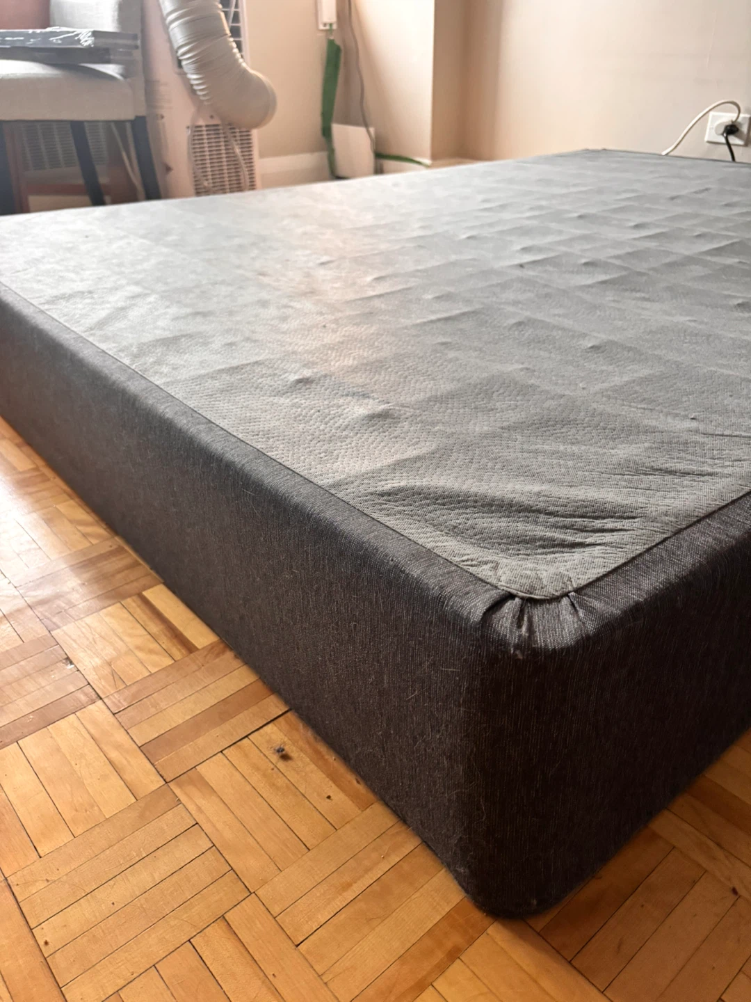 Queen size boxspring