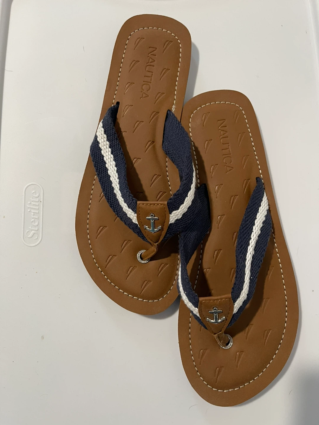 Nautica Flip Flops Sandals