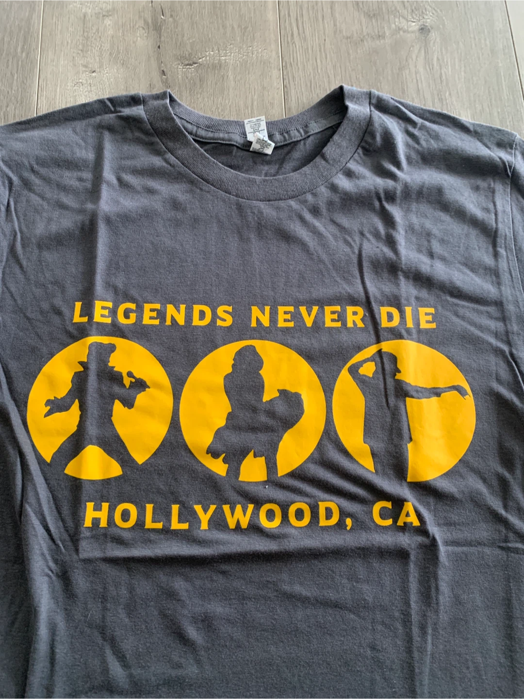 Hollywood CA Legends Never Die T-Shirt - photo 2