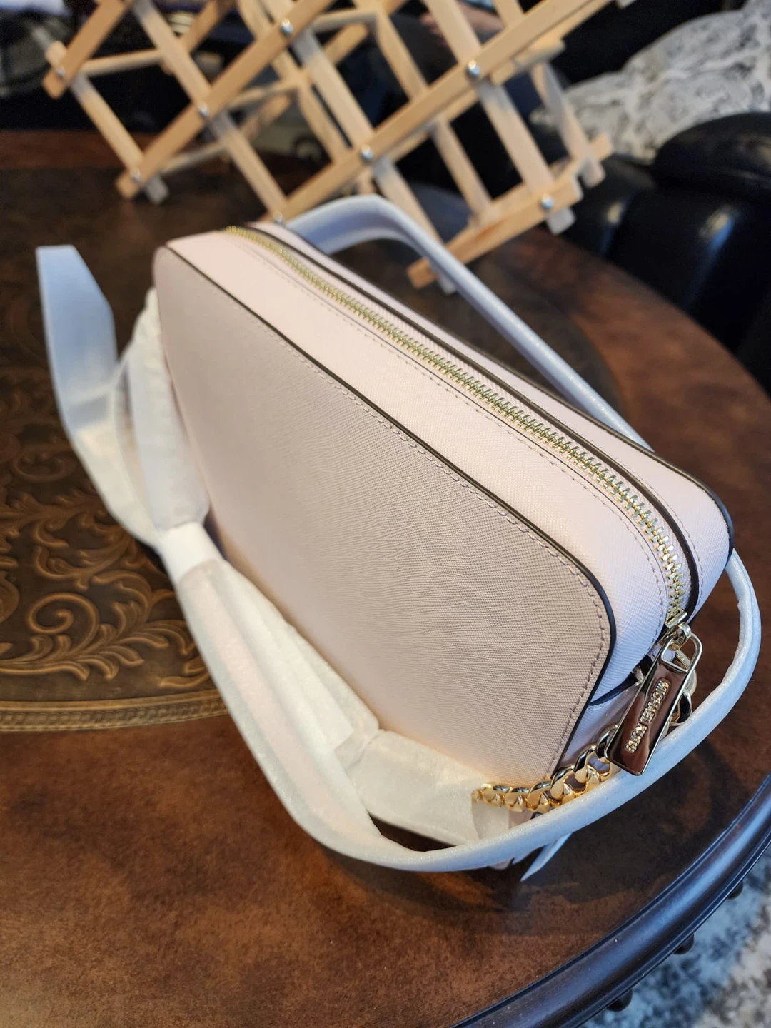 Michael Kors Jet Set Item LG EW Crossbody - Powder Blush Leather - photo 3