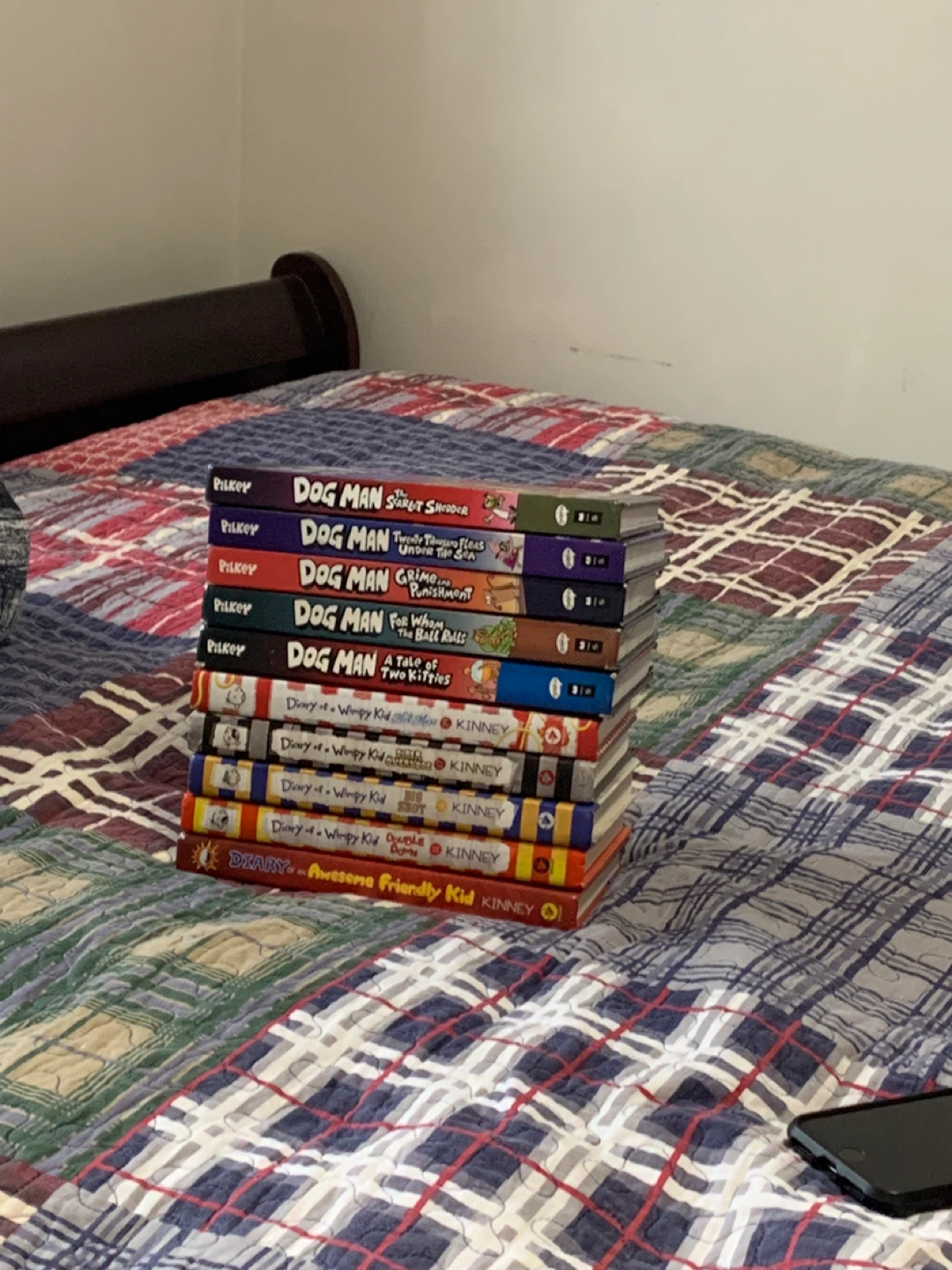 Dog Man & Diary of a Wimpy Kid Book Collection