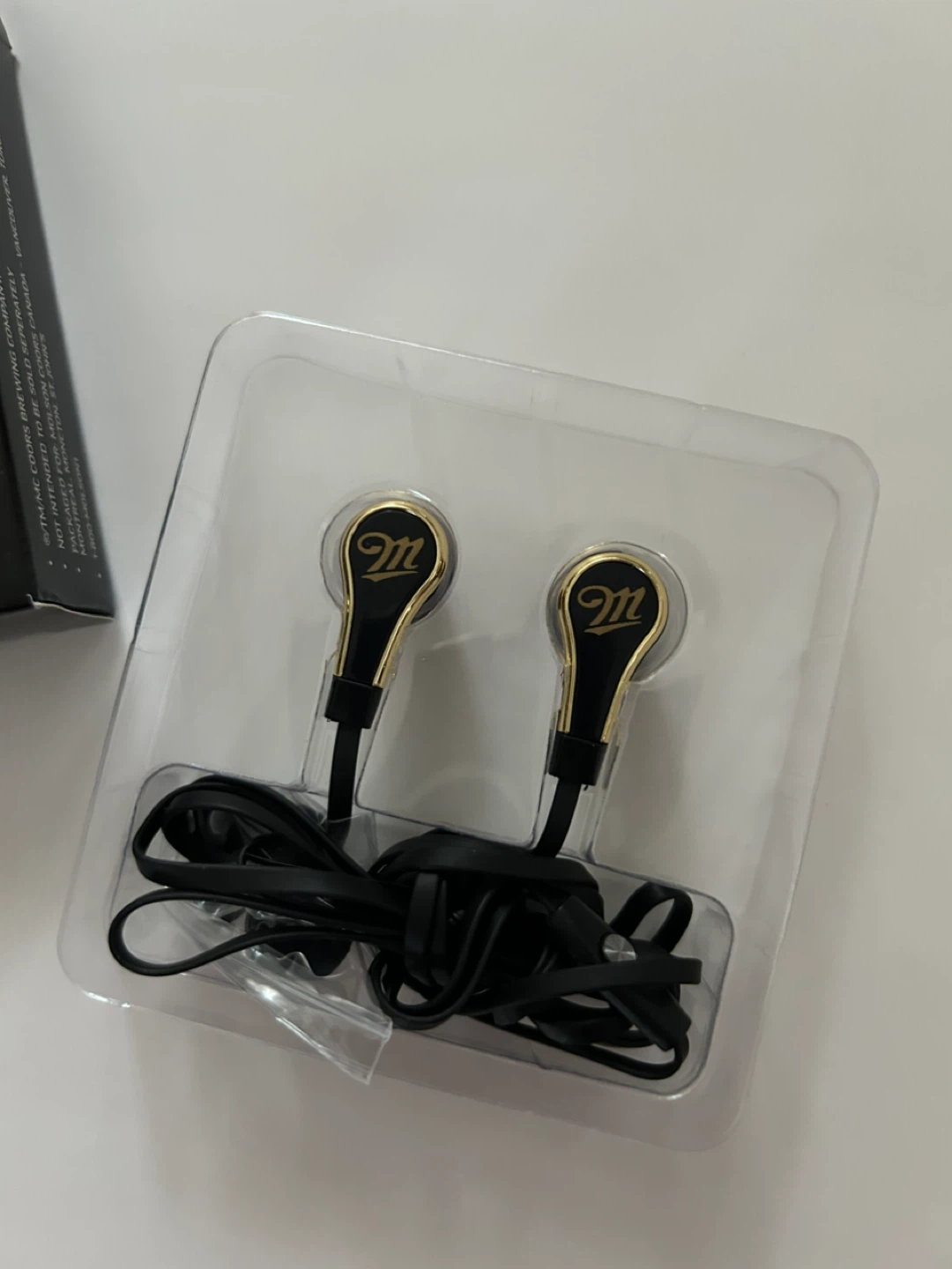 Brand New in Package MGD Earbuds - NBA - photo 2