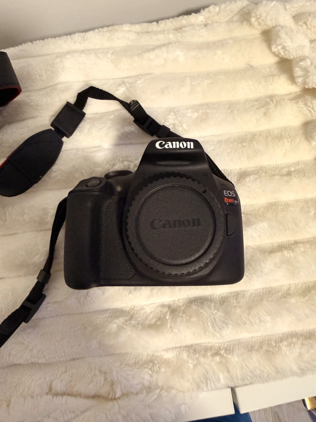 Canon EOS Rebel T7 Camera with 18-55mm Lens