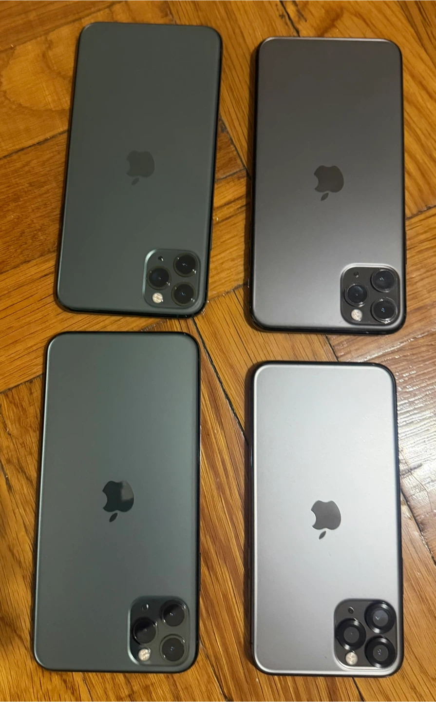 iPhone 11 Pro Max 2 de 512 GB. 2 de 64, full unlocked. - photo 2