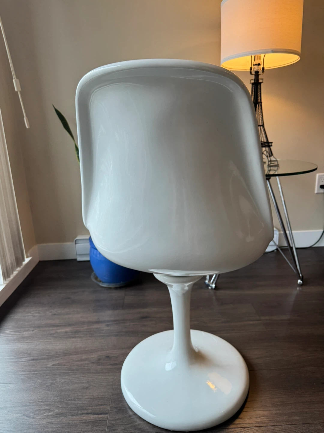 MCM Modern Swivel Tulip Style Chair - photo 5
