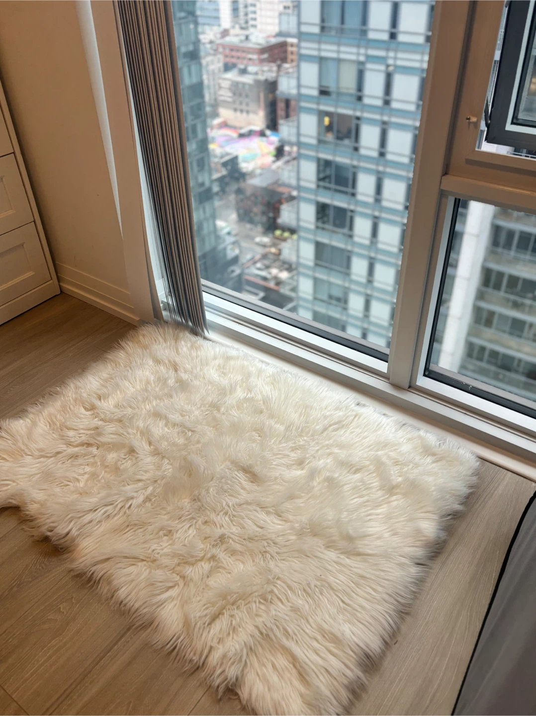 White Faux Sheepskin Rug