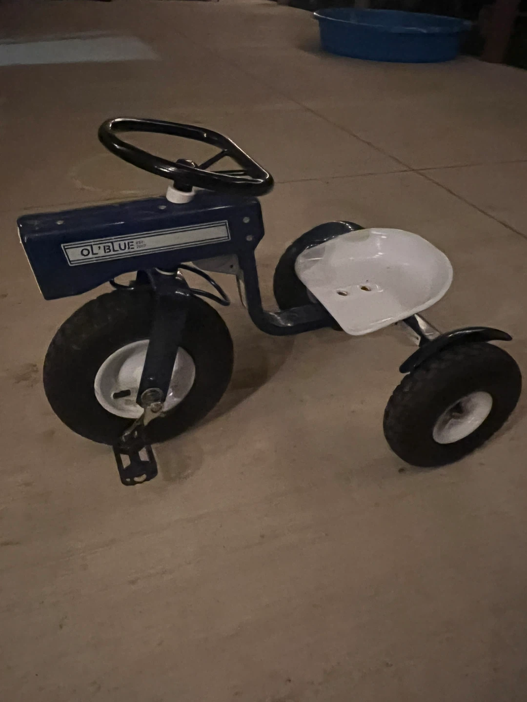 OL' BLUE Pedal Tractor Toy - photo 2