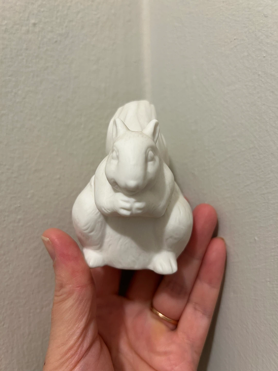Cute Light-Up Ceramic Squirrel Figurine - Great Condition - photo 3