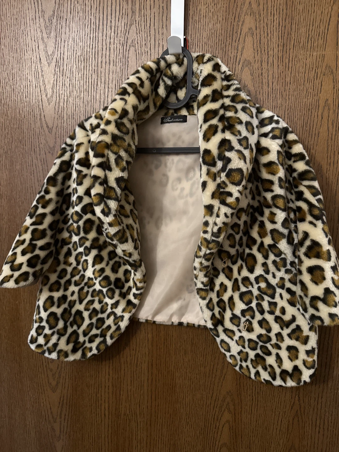 Seduction Leopard Print Faux Fur Bolero Jacket
