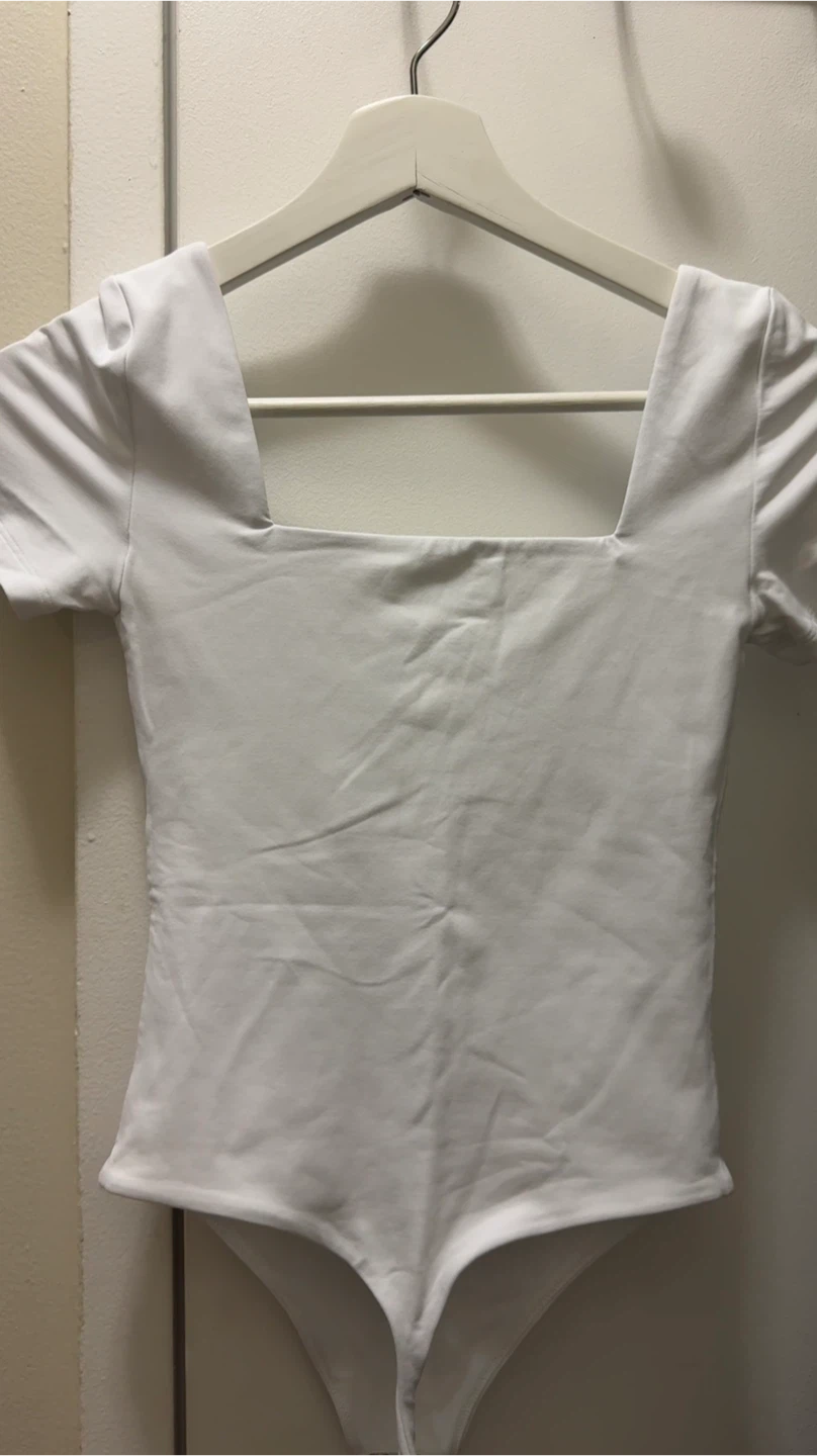Aritzia Original Contour Manner Bodysuit - White - photo 3