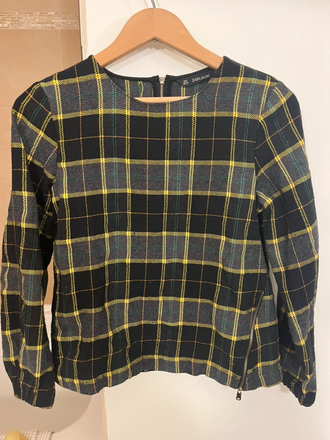 Zara Basic Plaid Long Sleeve Top Size S