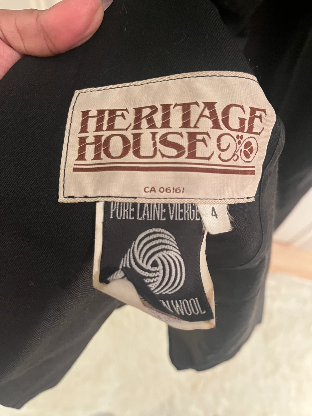Heritage House Black Pure Virgin Wool Coat with Fur Collar - photo 3