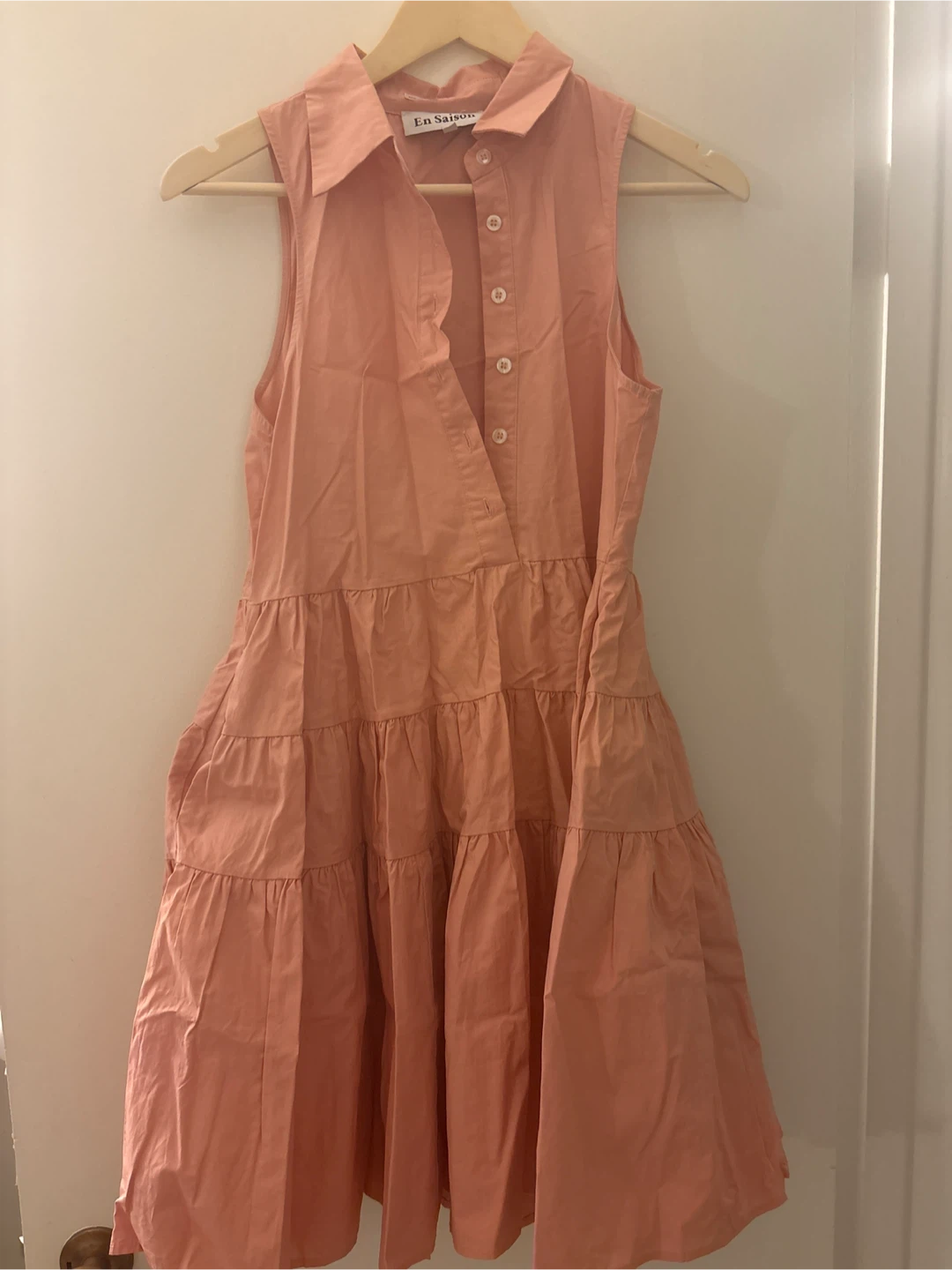 En Saison Coral Tiered Dress XS