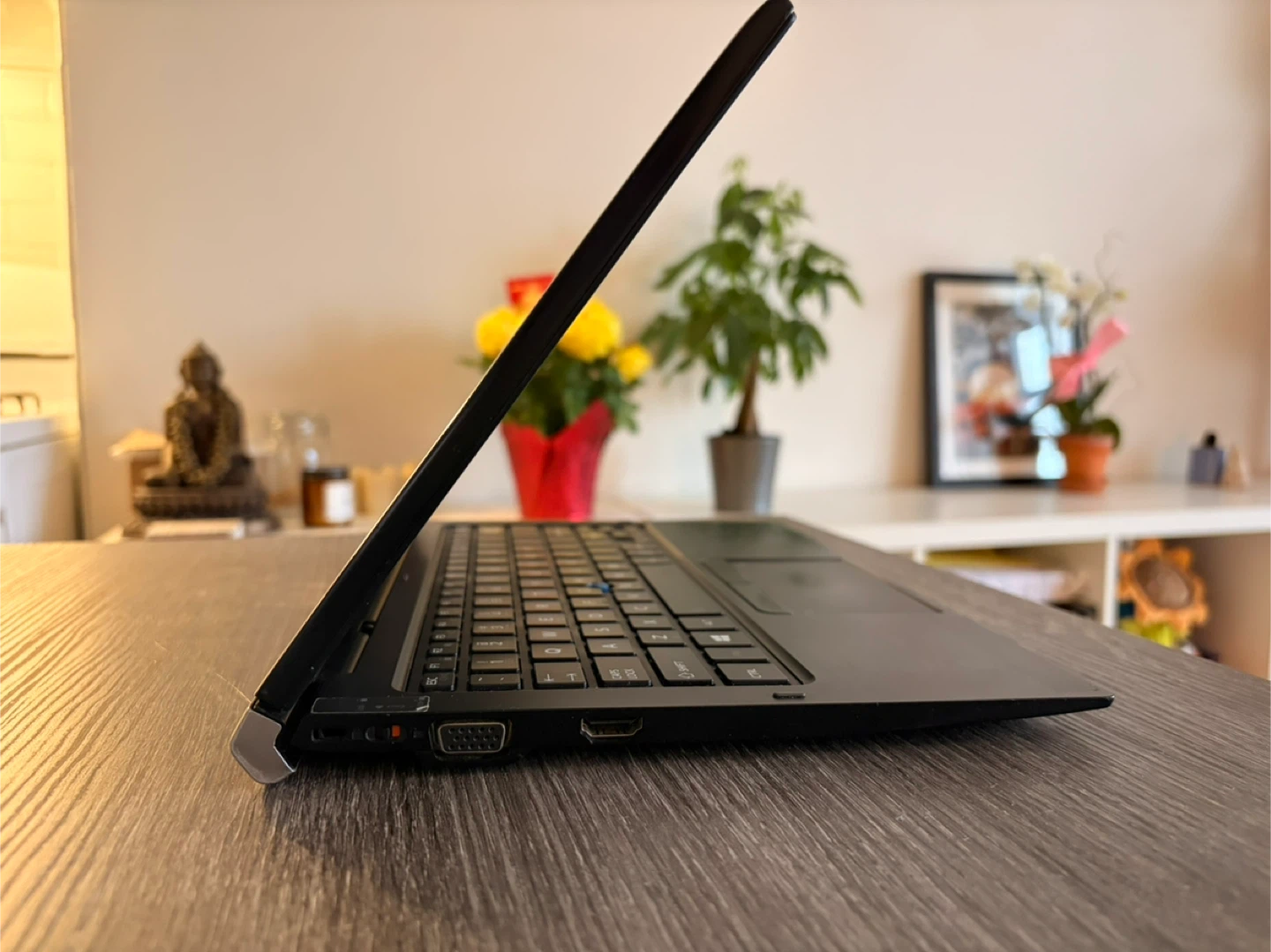 Toshiba Portage Z20t Laptop — Intel M-5Y51 / 8GB / 128GB SSD - photo 4