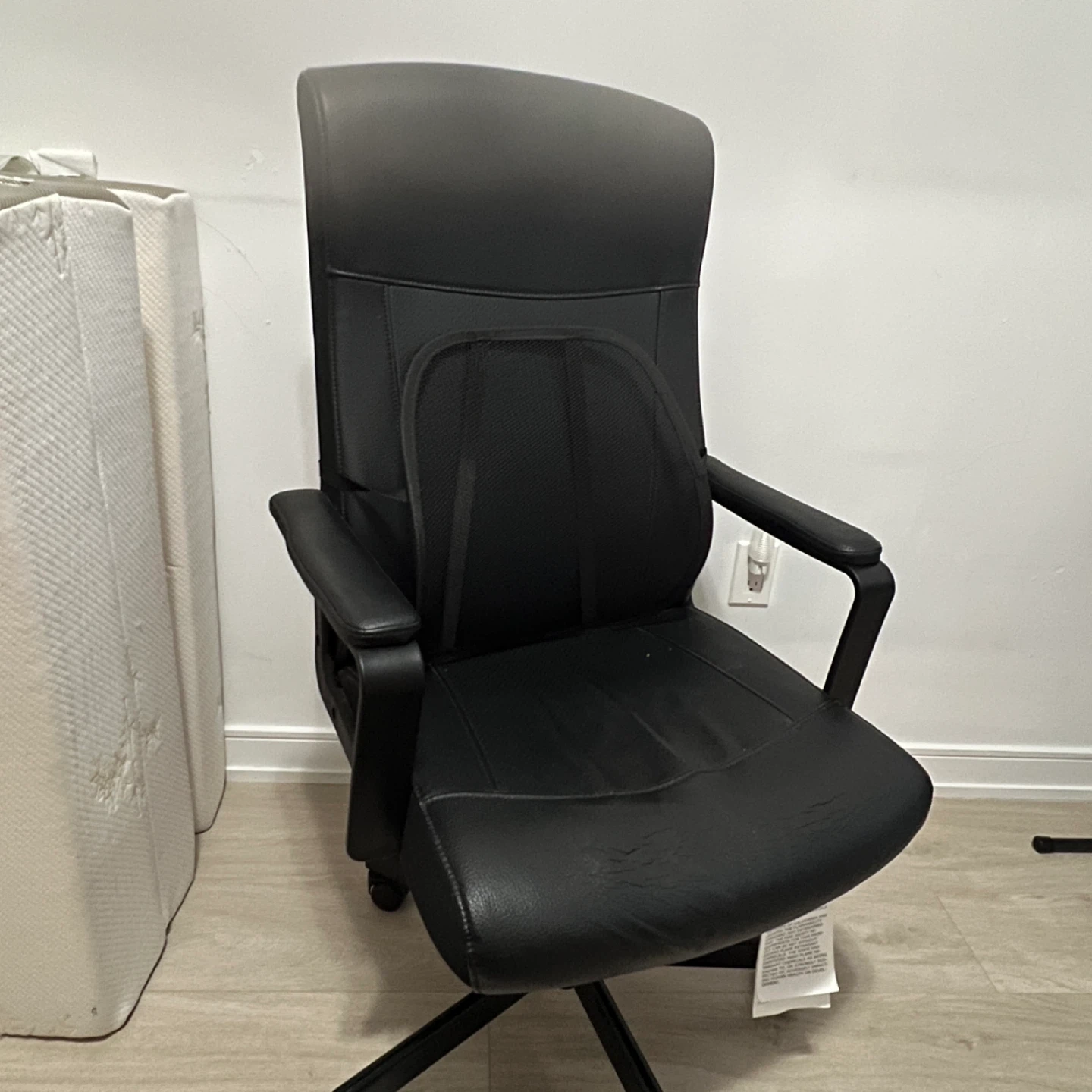 IKEA MILLBERGET Swivel Chair, Murum Black - photo 3