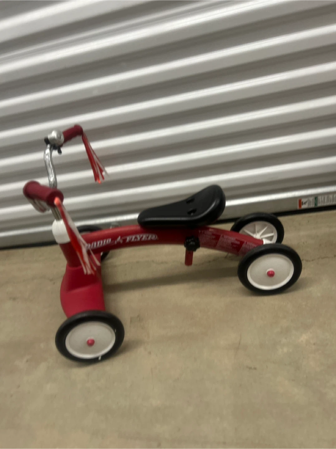 Radio Flyer Red Tricycle with Bell - photo 2