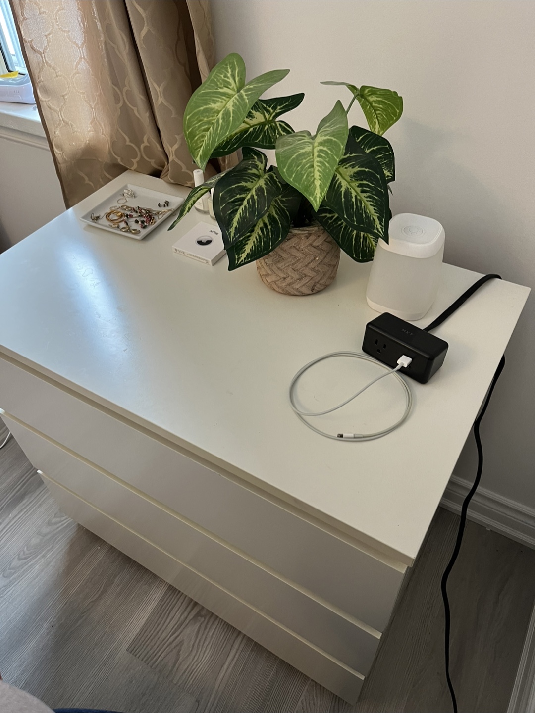 IKEA MALM 3-Drawer Chest - photo 2