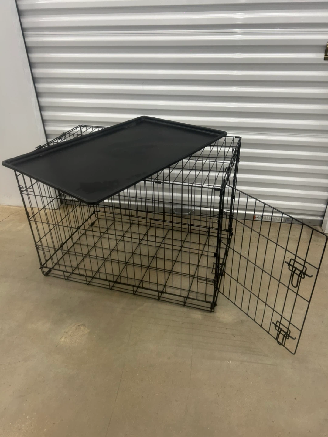 Black Metal Dog Crate with Tray