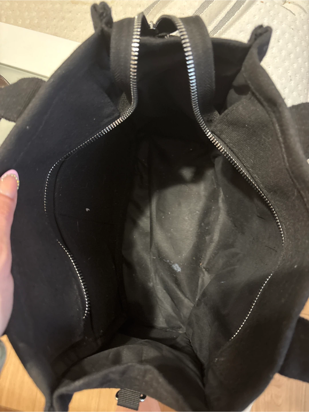 Marc Jacobs The Tote Bag Black Canvas - photo 3